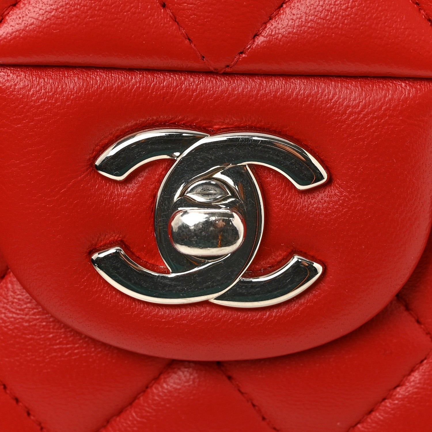 Lambskin Quilted Medium Double Flap Red