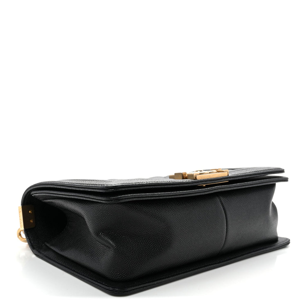 Caviar Quilted Medium Boy Flap Black