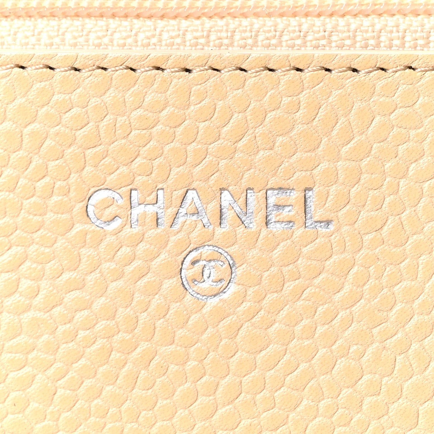 Caviar Quilted Wallet on Chain WOC Beige Clair