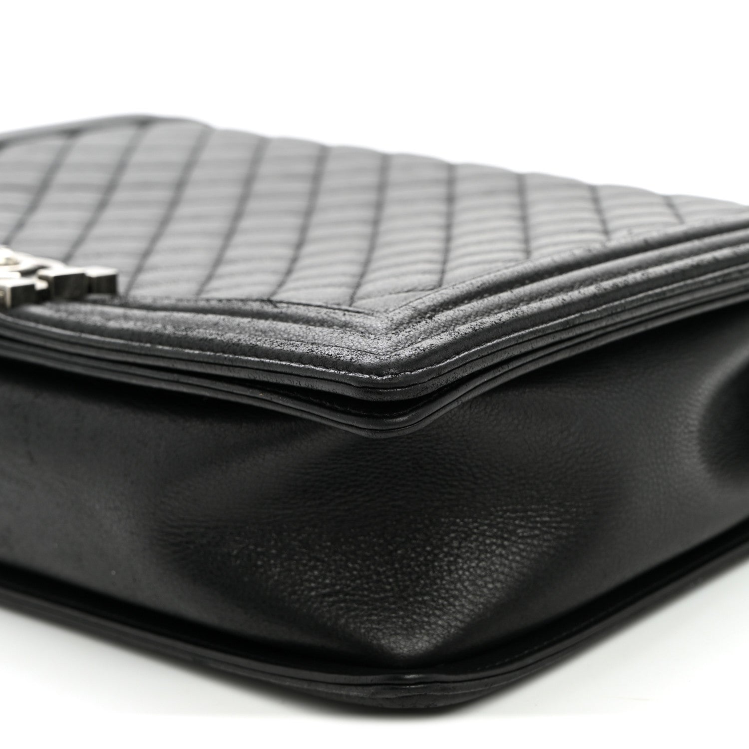 Calfskin Quilted Large Boy Flap Black