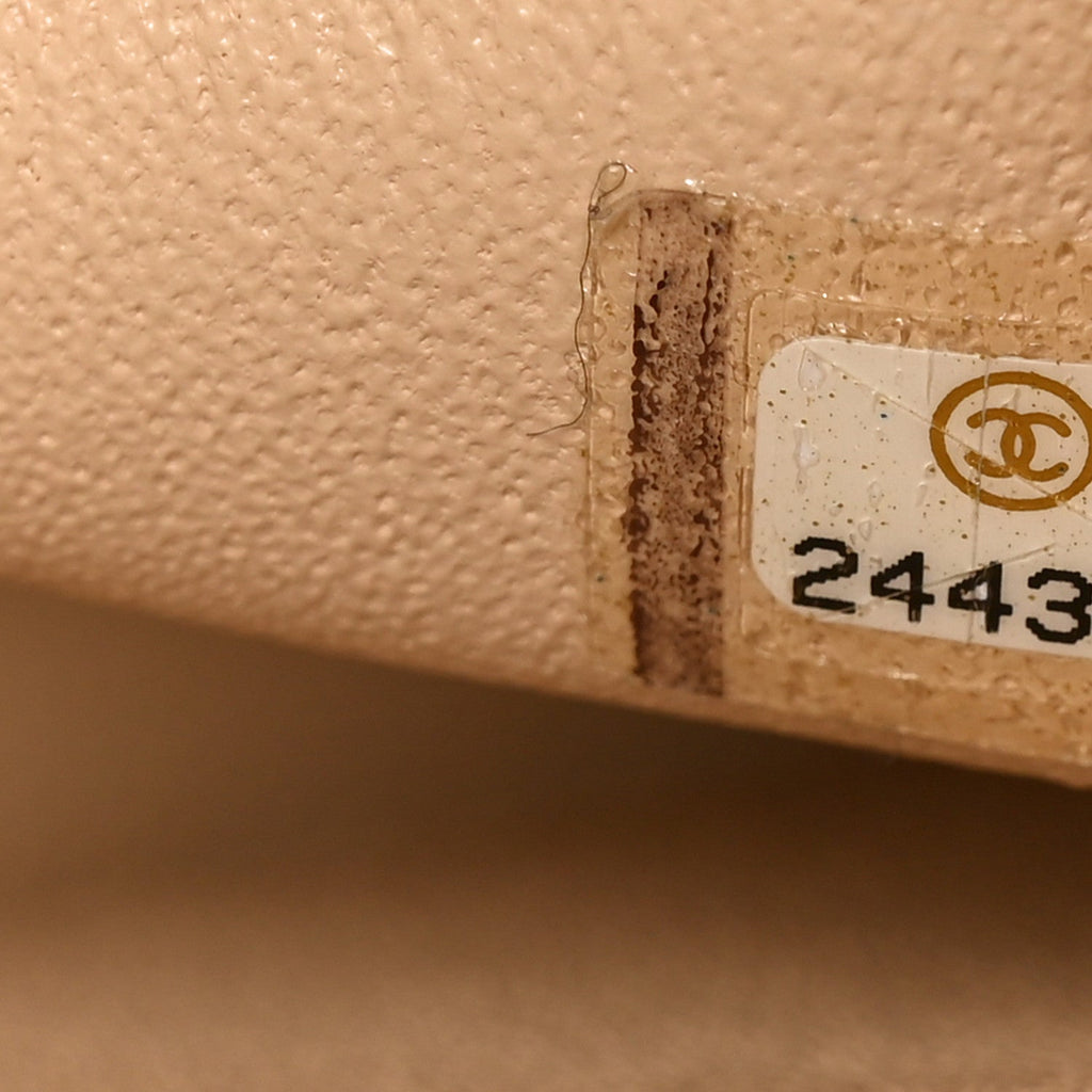Caviar Quilted Jumbo Double Flap Beige Clair