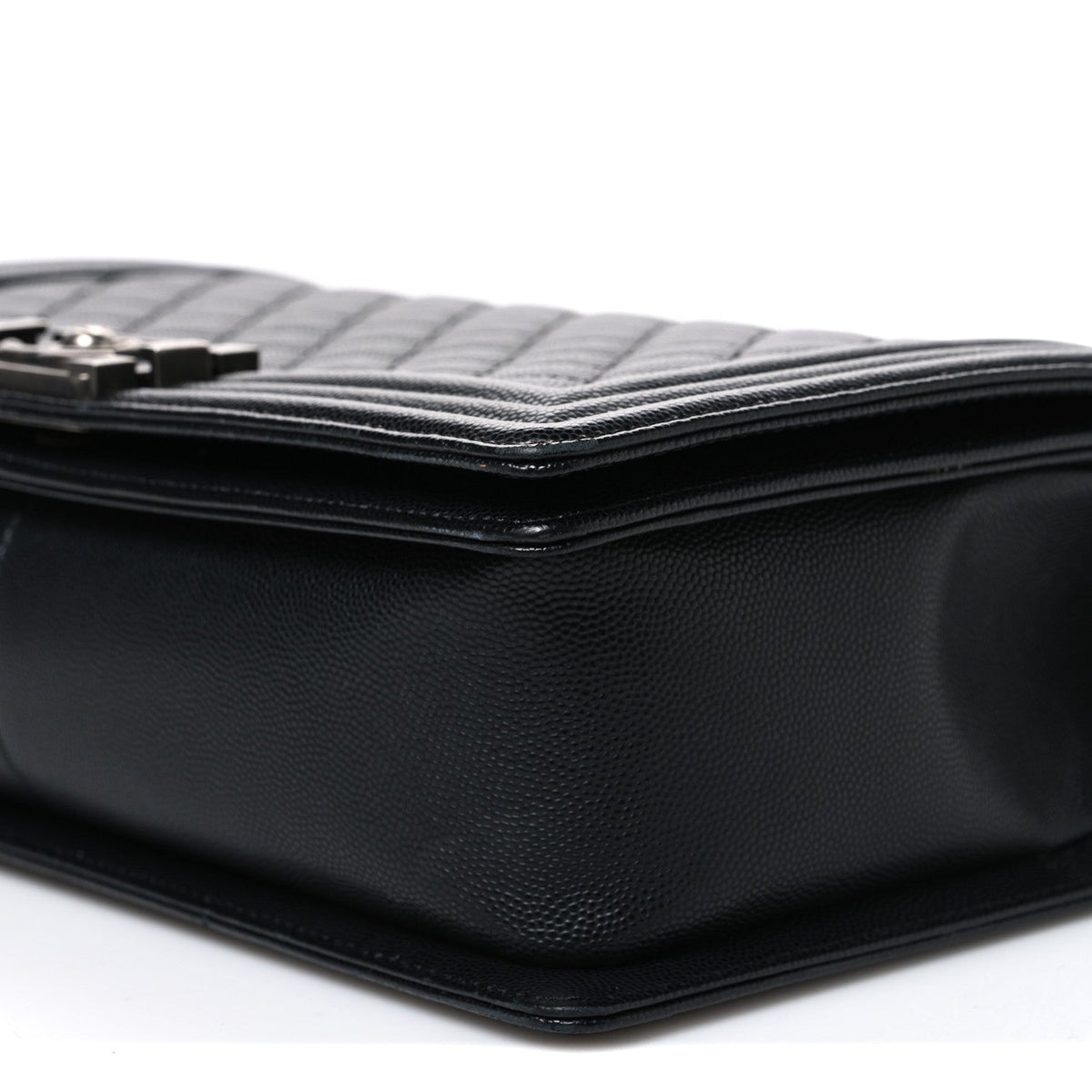 Caviar Quilted New Medium Boy Flap Black
