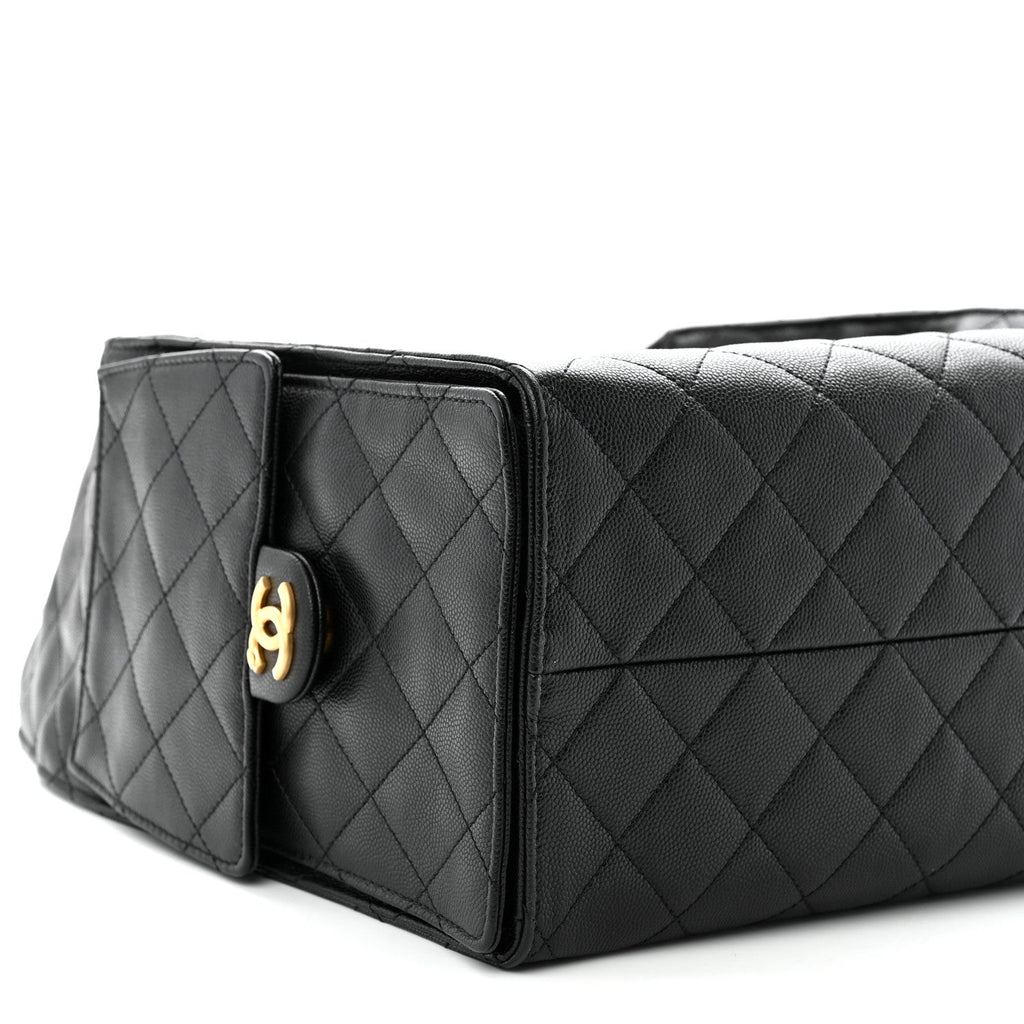 Caviar Quilted Medium Chanel 25 Handbag Black