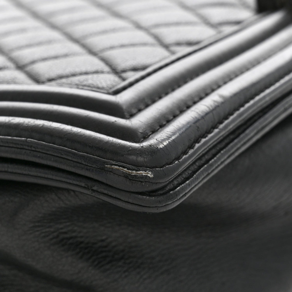 Calfskin Quilted Large Boy Flap Black