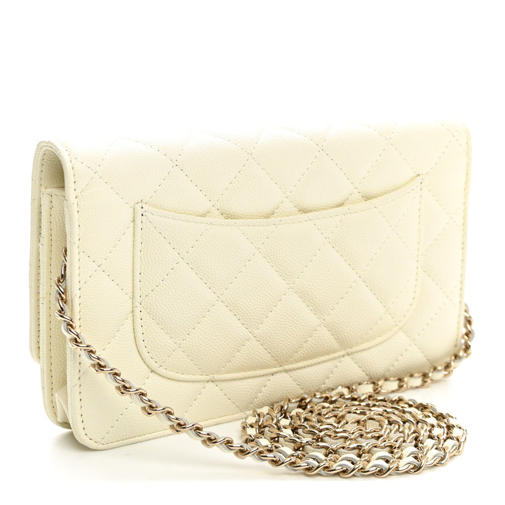 Caviar Quilted Wallet on Chain WOC White