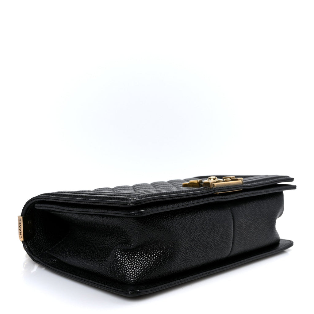 Caviar Quilted Medium Boy Flap Black