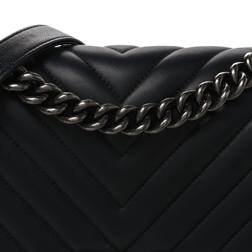 Calfskin Chevron Quilted Medium Boy Flap Black