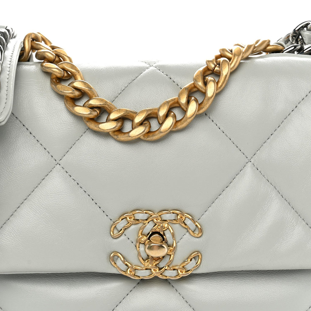 Lambskin Quilted Medium Chanel 19 Flap Grey