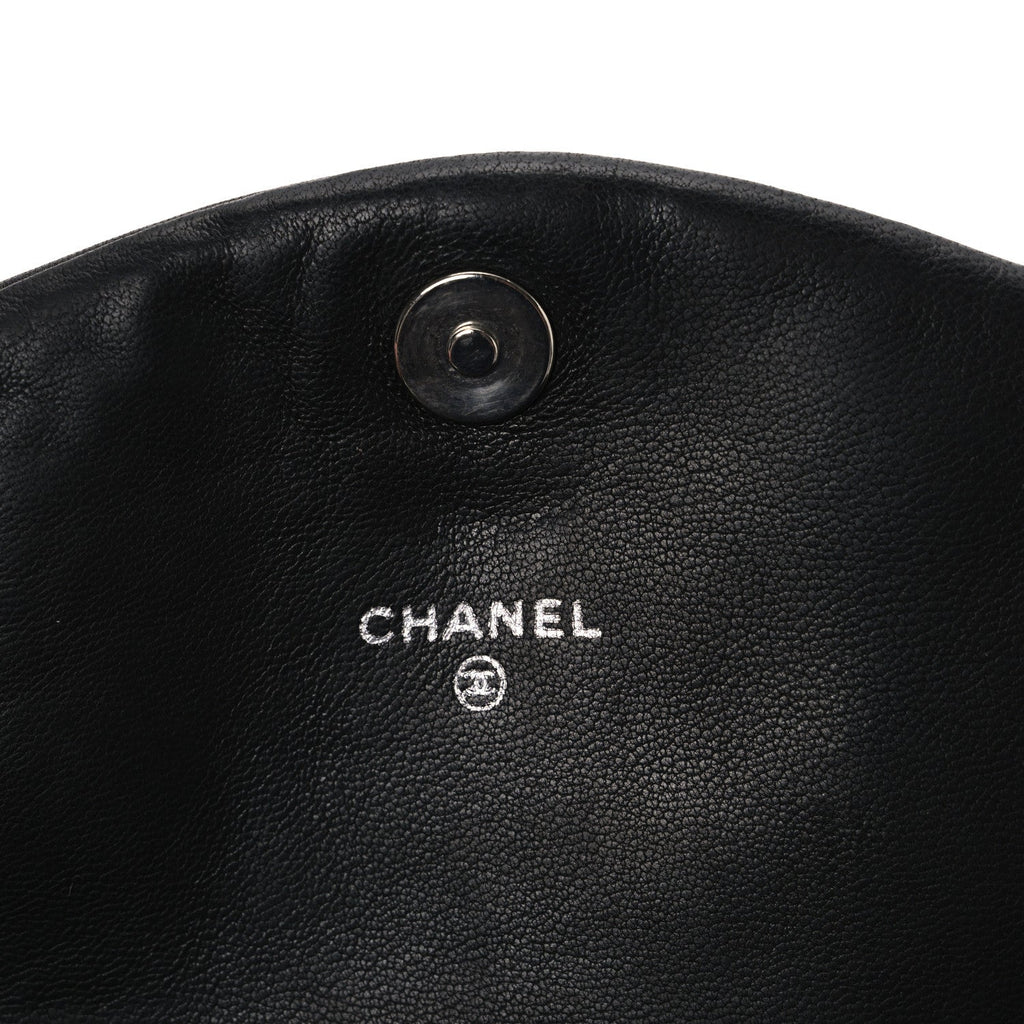 Lambskin Half Moon Wallet On Chain WOC Black