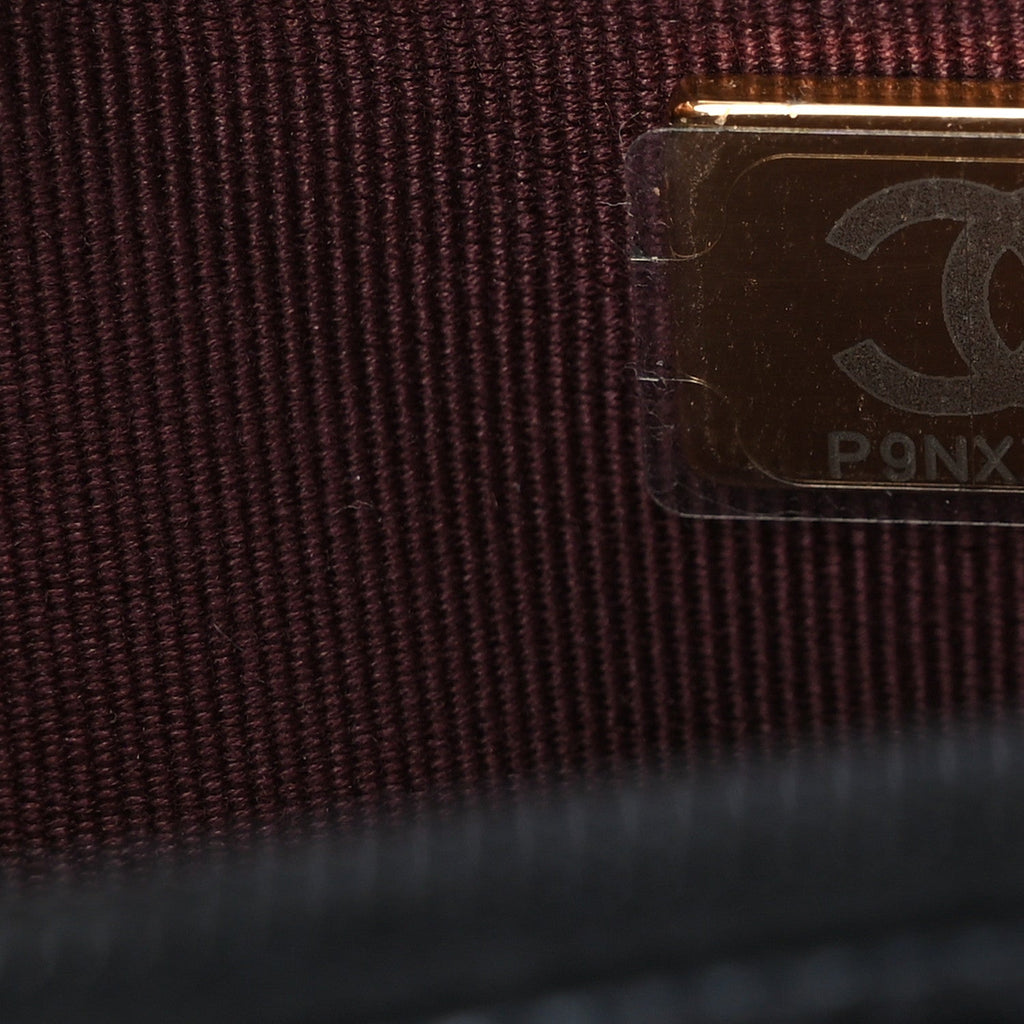 Caviar Quilted CC Turnlock Wallet On Chain WOC Black