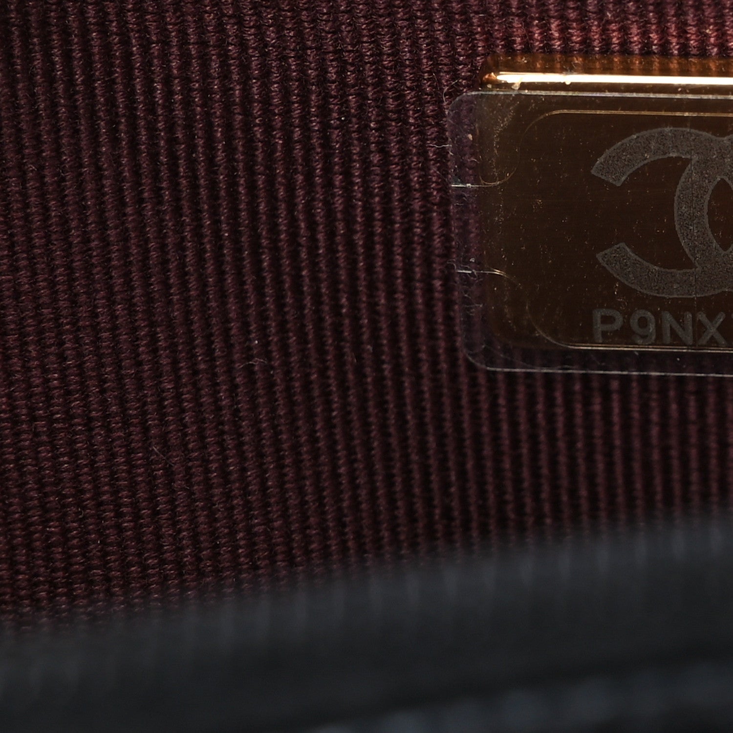 Caviar Quilted CC Turnlock Wallet On Chain WOC Black