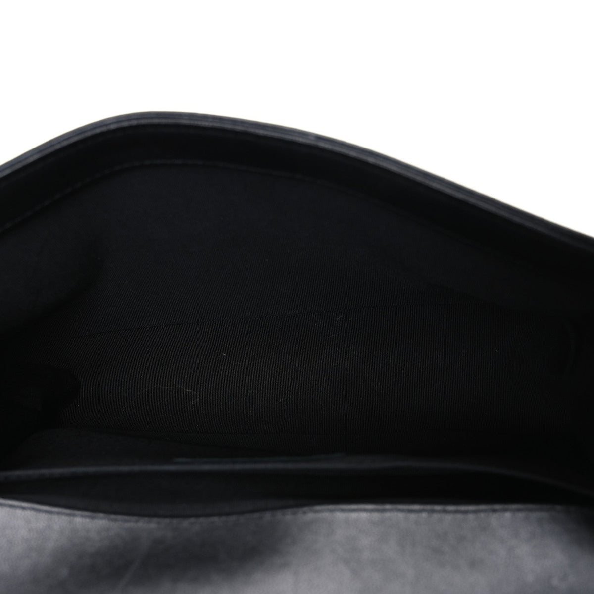 Lambskin Stitched Medium Boy Flap Black