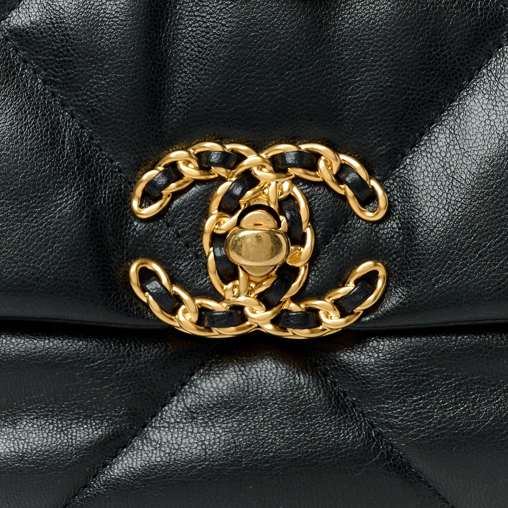 Goatskin Quilted Medium Chanel 19 Flap Black
