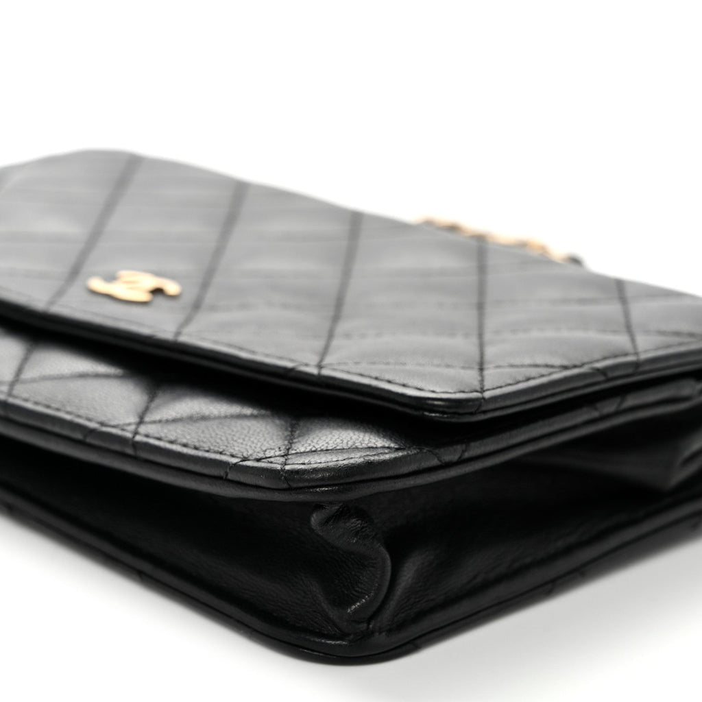 Lambskin Quilted Wallet On Chain WOC Black