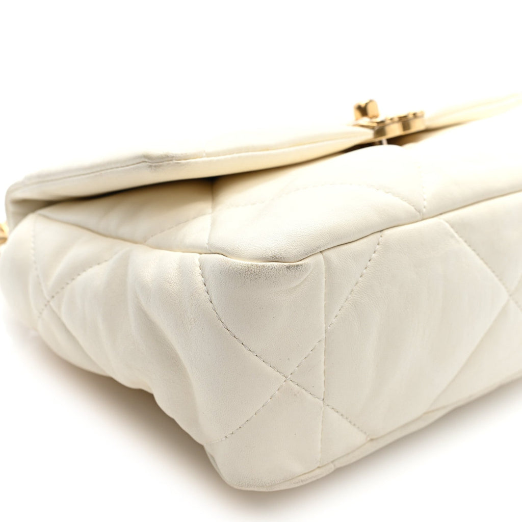 Lambskin Quilted Medium Chanel 19 Flap White White