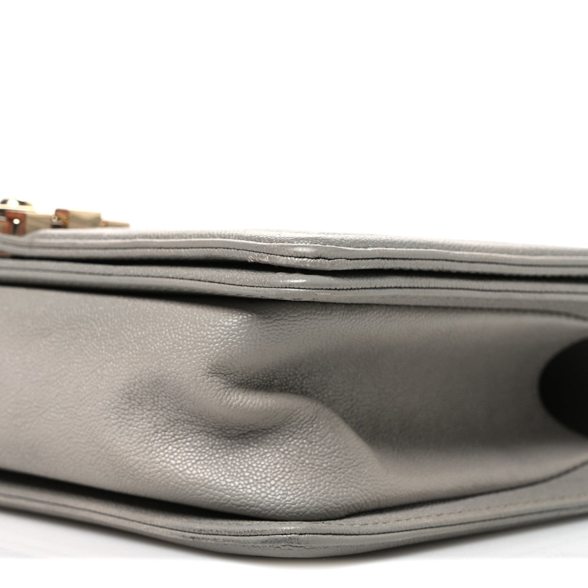 Caviar Quilted Medium Boy Flap Light Grey