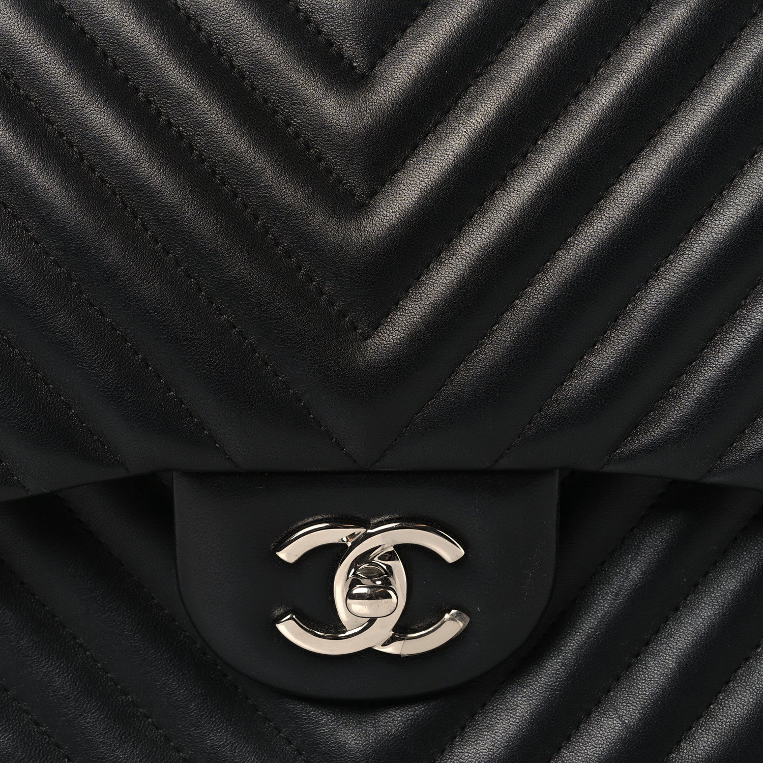 Lambskin Chevron Quilted Jumbo Double Flap Black