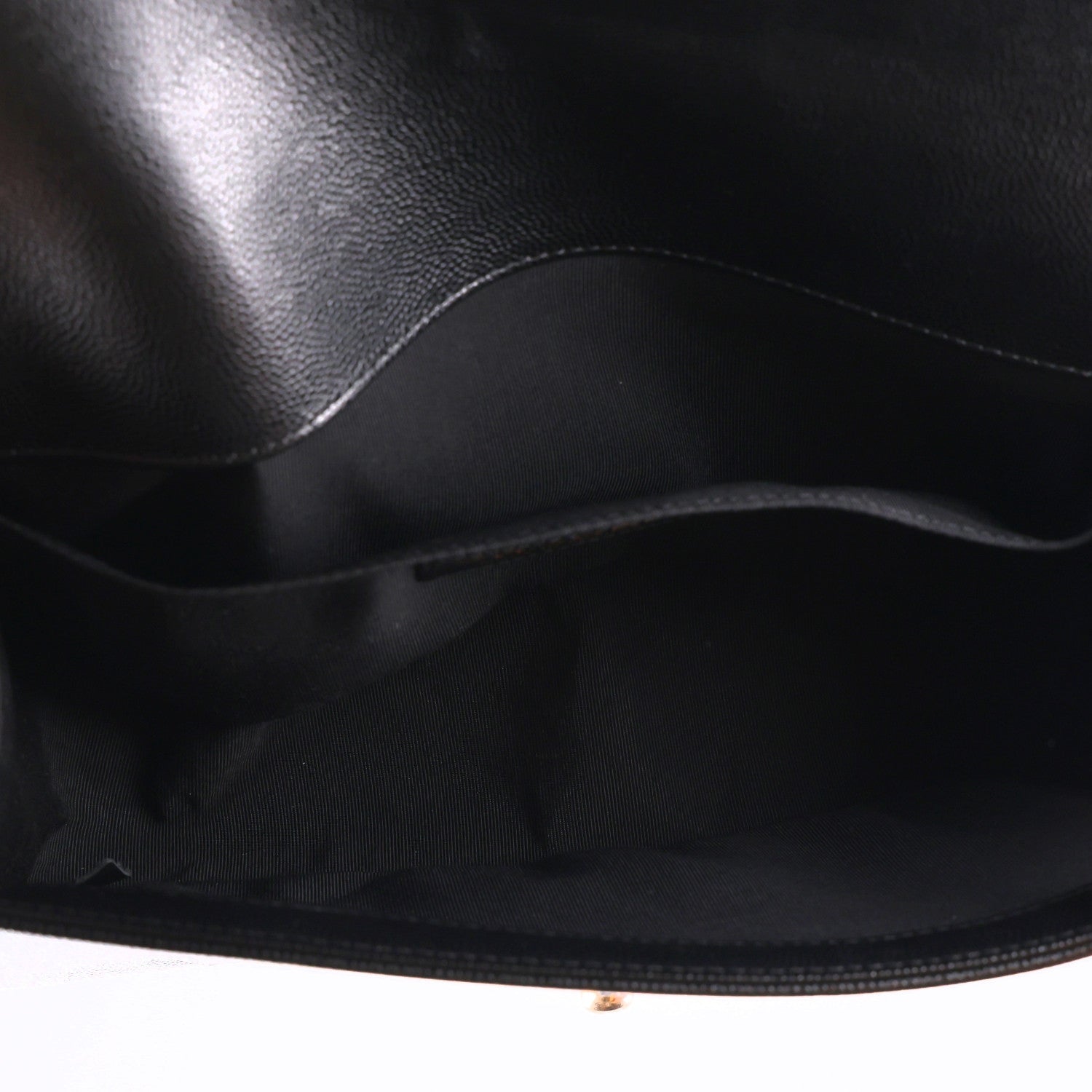Caviar Quilted Medium Boy Flap Black