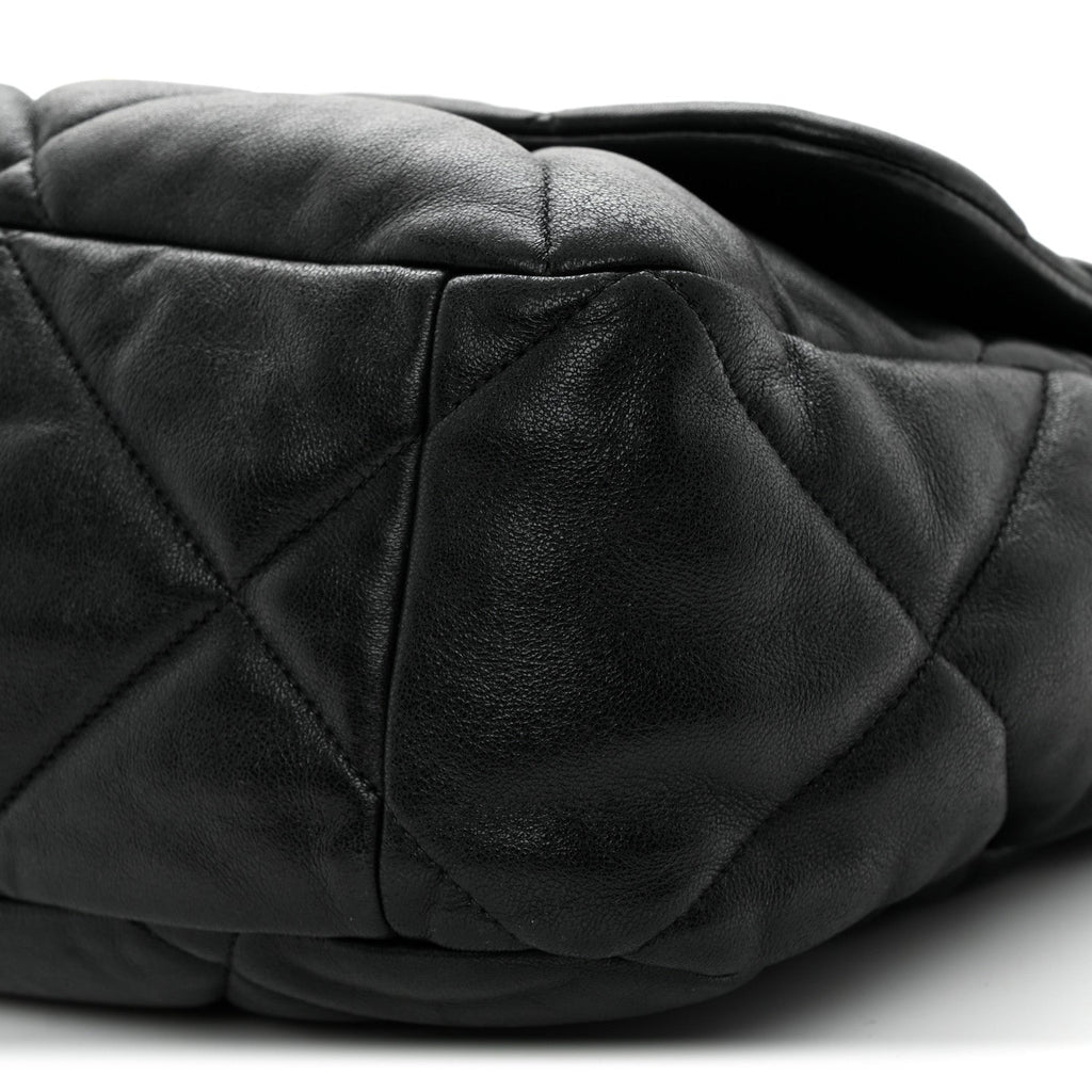 Lambskin Quilted Maxi Chanel 19 Flap Black