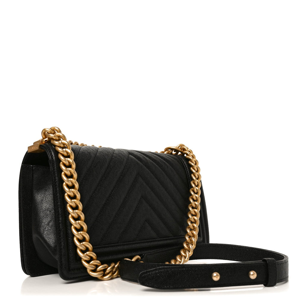 Caviar Chevron Quilted Medium Boy Flap Black
