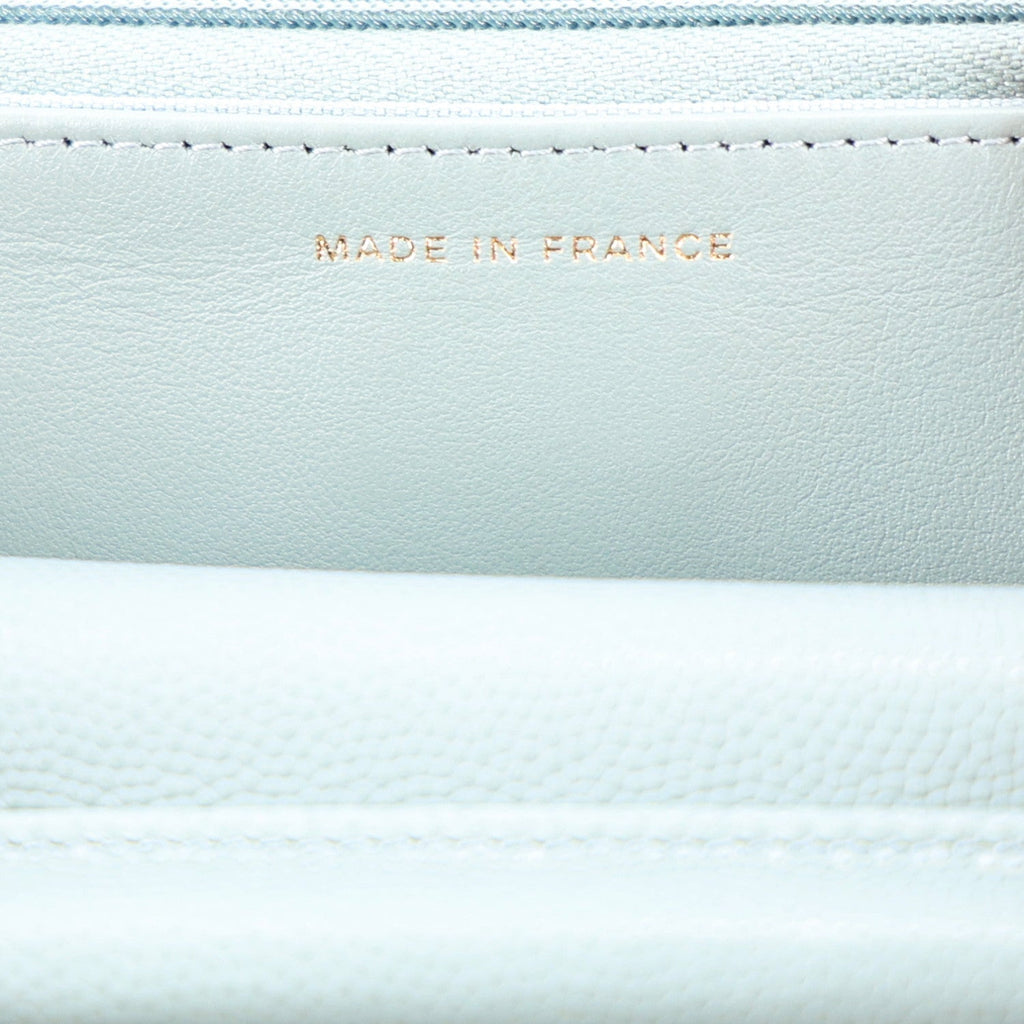 Caviar Quilted Wallet on Chain WOC Grey