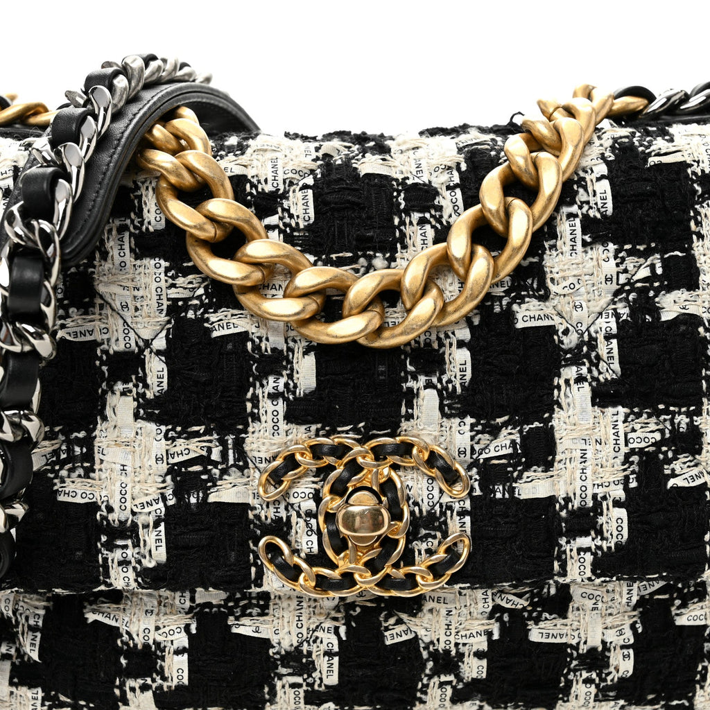 Tweed Quilted Medium Chanel 19 Flap Black Ecru White