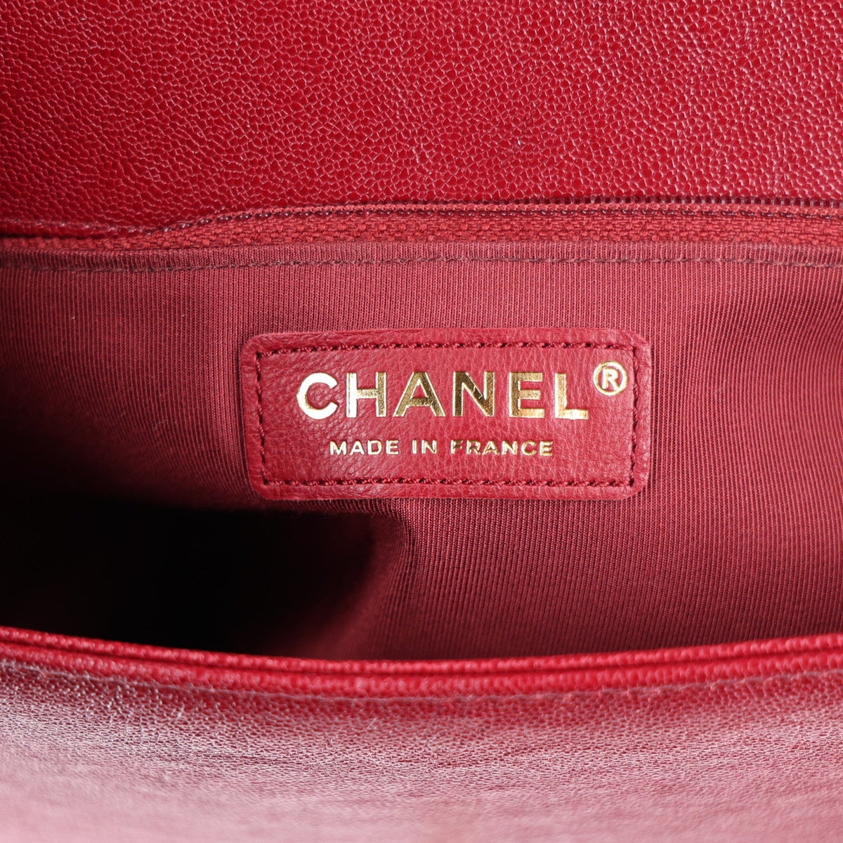 Caviar Chevron Quilted Medium Boy Flap Red