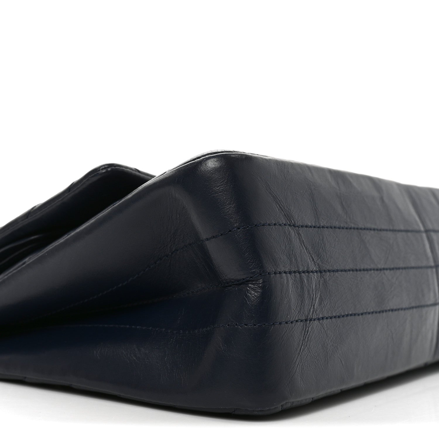 Aged Calfskin Chevron Quilted 2.55 Reissue 226 Flap Navy Blue