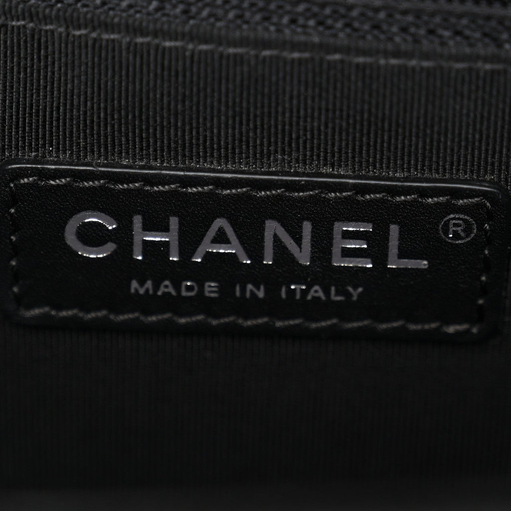 Caviar Quilted New Medium Boy Flap Black