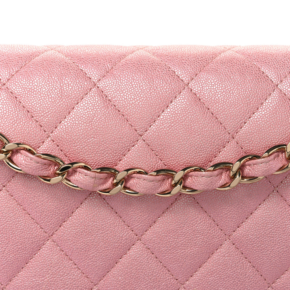 Iridescent Caviar Quilted Jumbo Double Flap Rose Pink