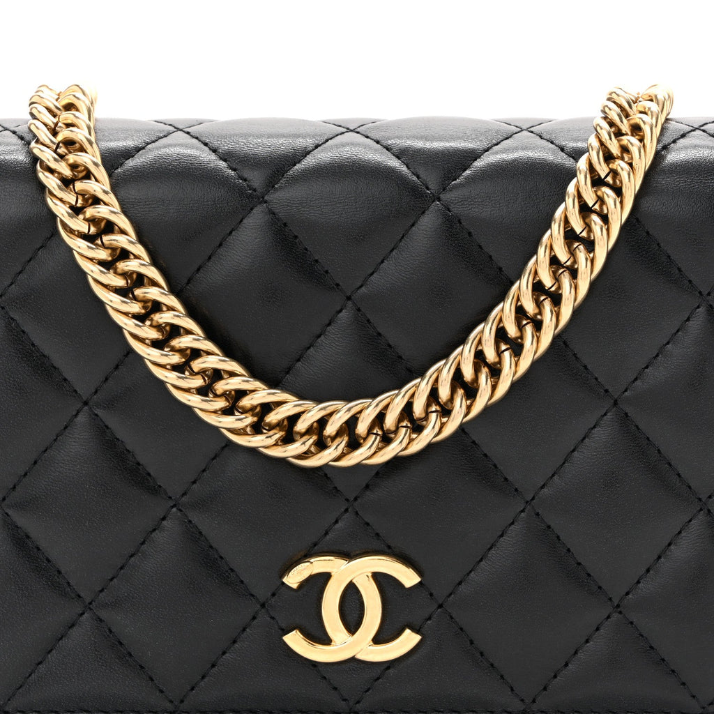 Lambskin Resin Quilted Mini Wallet On Chain WOC Black