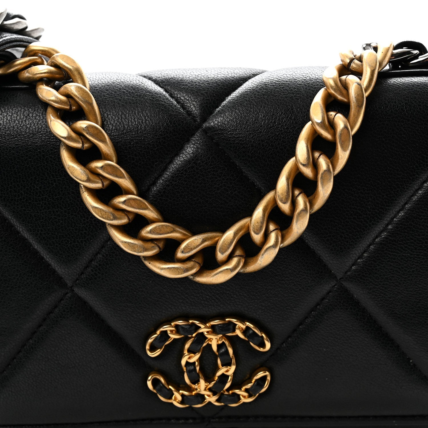 Lambskin Quilted Chanel 19 Wallet On Chain WOC Black
