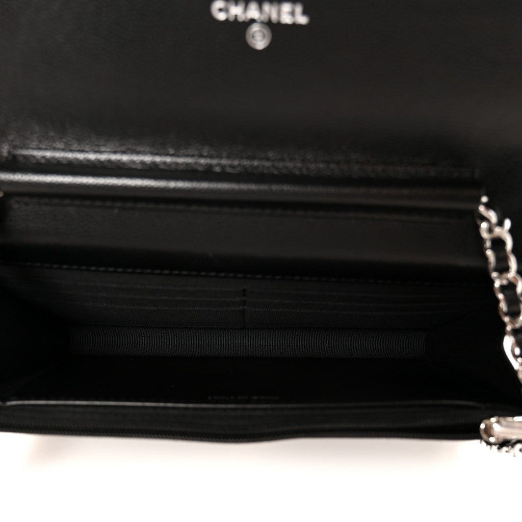 Caviar Quilted Chanel 19 Wallet On Chain WOC Black White