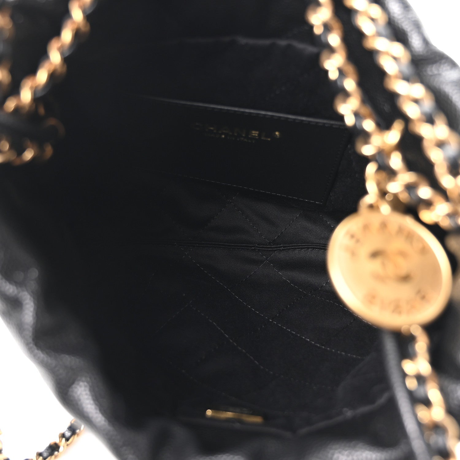 Shiny Caviar Quilted Monochrome Mini Chanel 22 Black