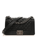 Caviar Quilted Medium Boy Flap Black