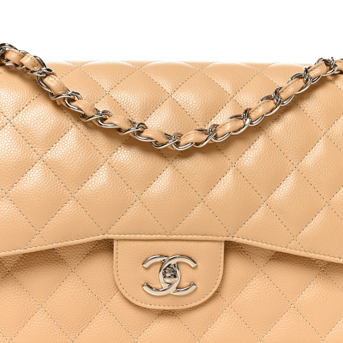 Caviar Quilted Jumbo Double Flap Beige Clair