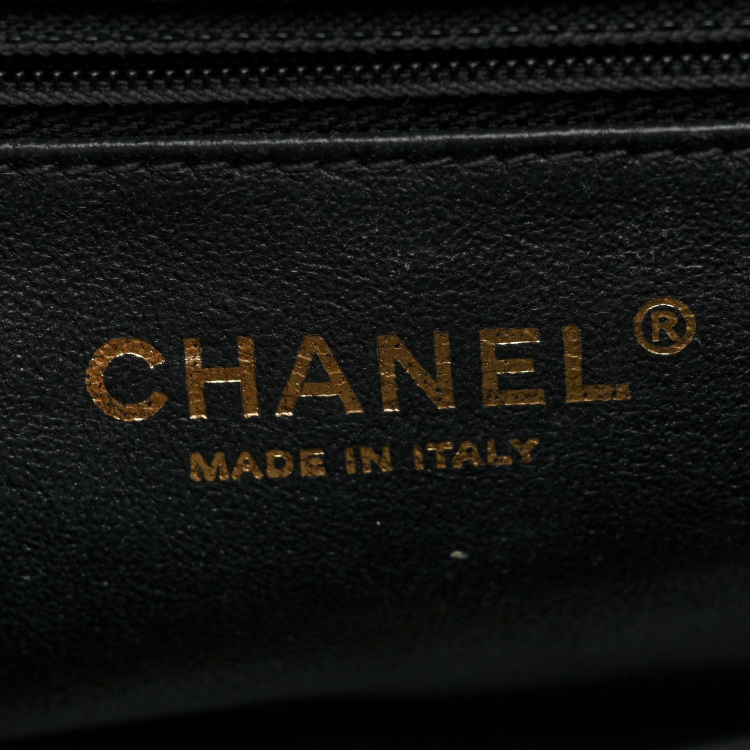 Caviar Quilted Medium Business Affinity Flap Black