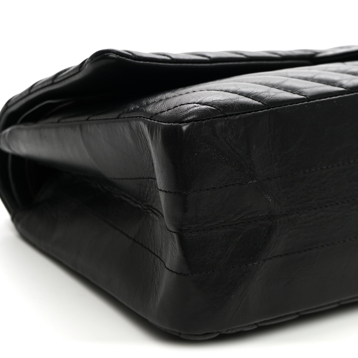Aged Calfskin Chevron Quilted 2.55 Reissue 226 So Black