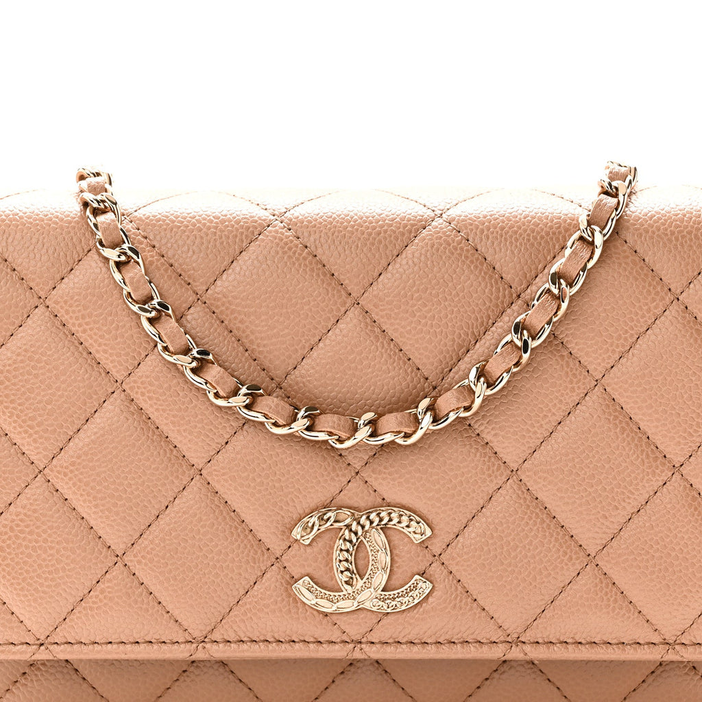 Caviar Quilted Multi Chain Wallet On Chain WOC Beige