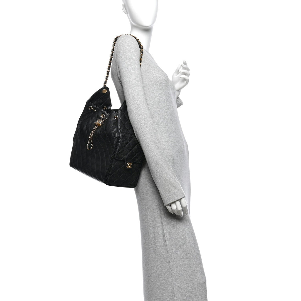 Caviar Quilted Medium Chanel 25 Handbag Black