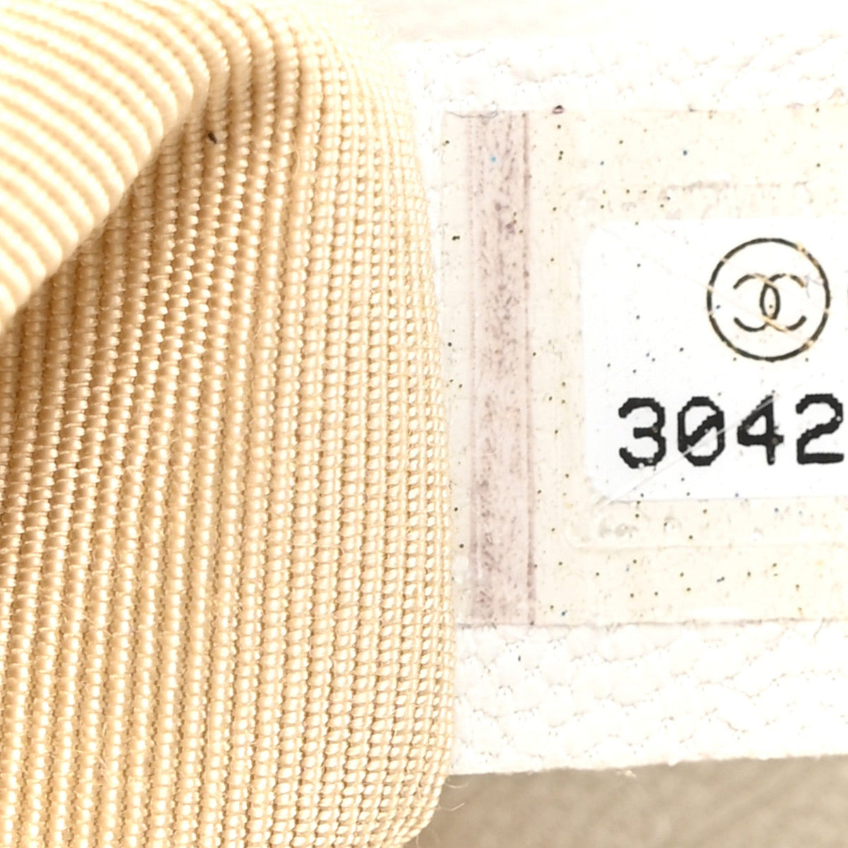 Lambskin Quilted Medium Chanel 19 Flap White