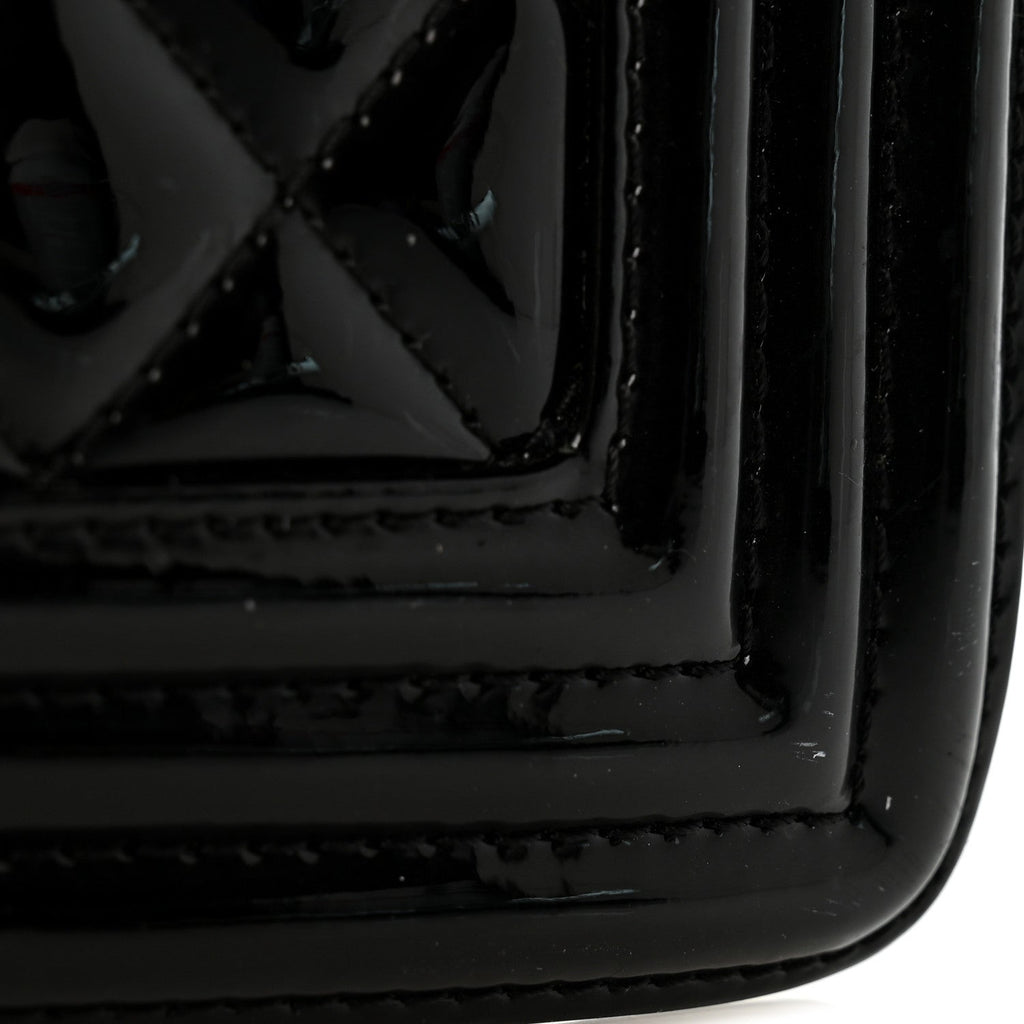 Patent Calfskin Quilted New Medium Plexiglass Boy Flap Black