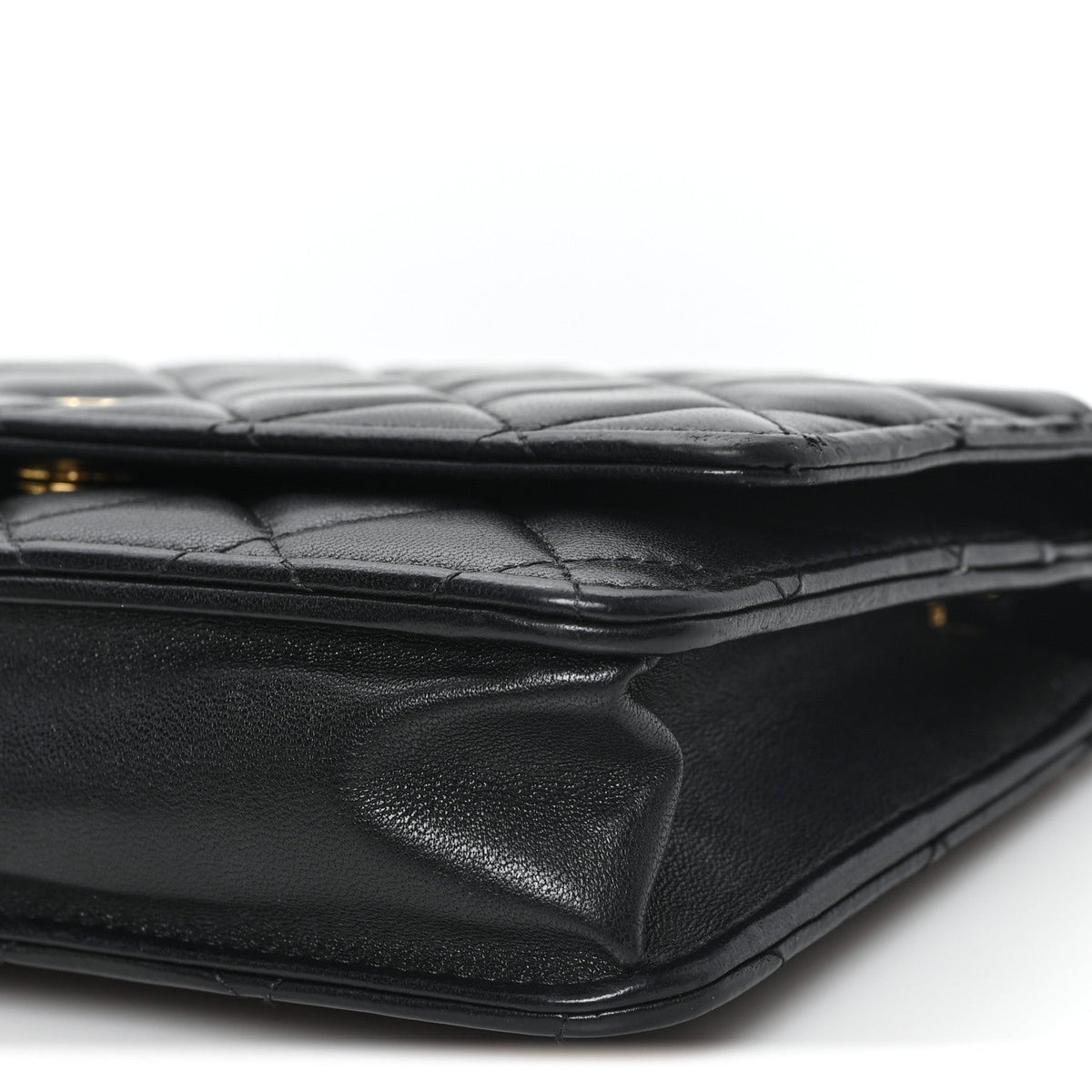 Lambskin Quilted Wallet On Chain WOC Black