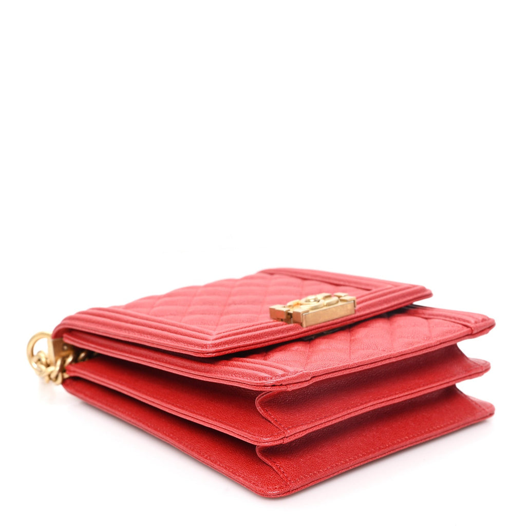 Caviar Quilted North South Boy Flap Red
