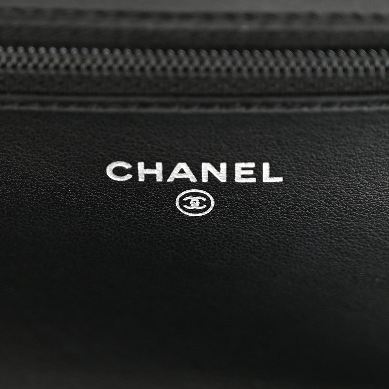 Caviar Quilted Boy Wallet On Chain WOC Black
