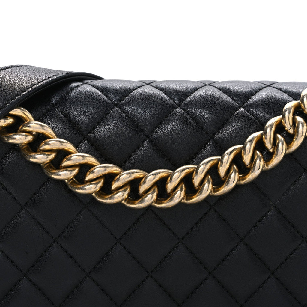 Lambskin Quilted Medium Boy Flap Black