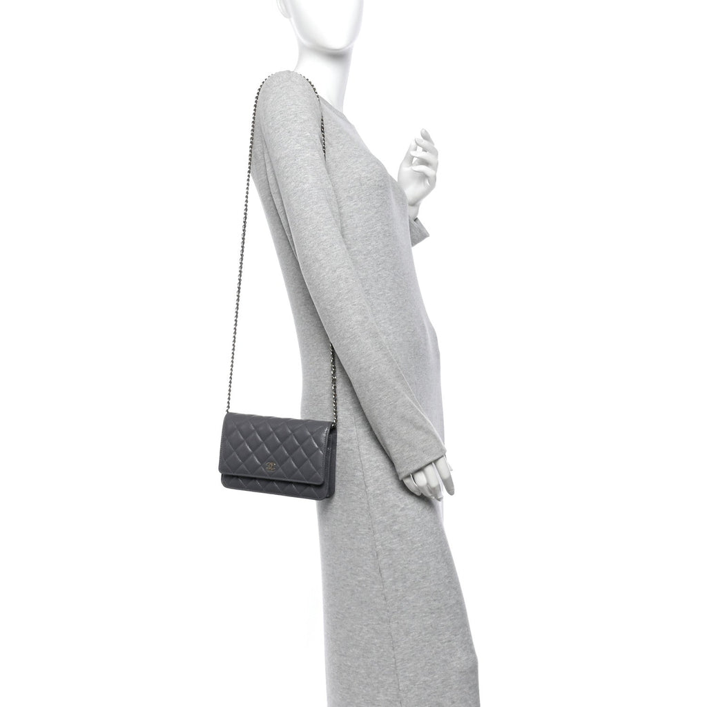 Caviar Quilted Wallet on Chain WOC Grey