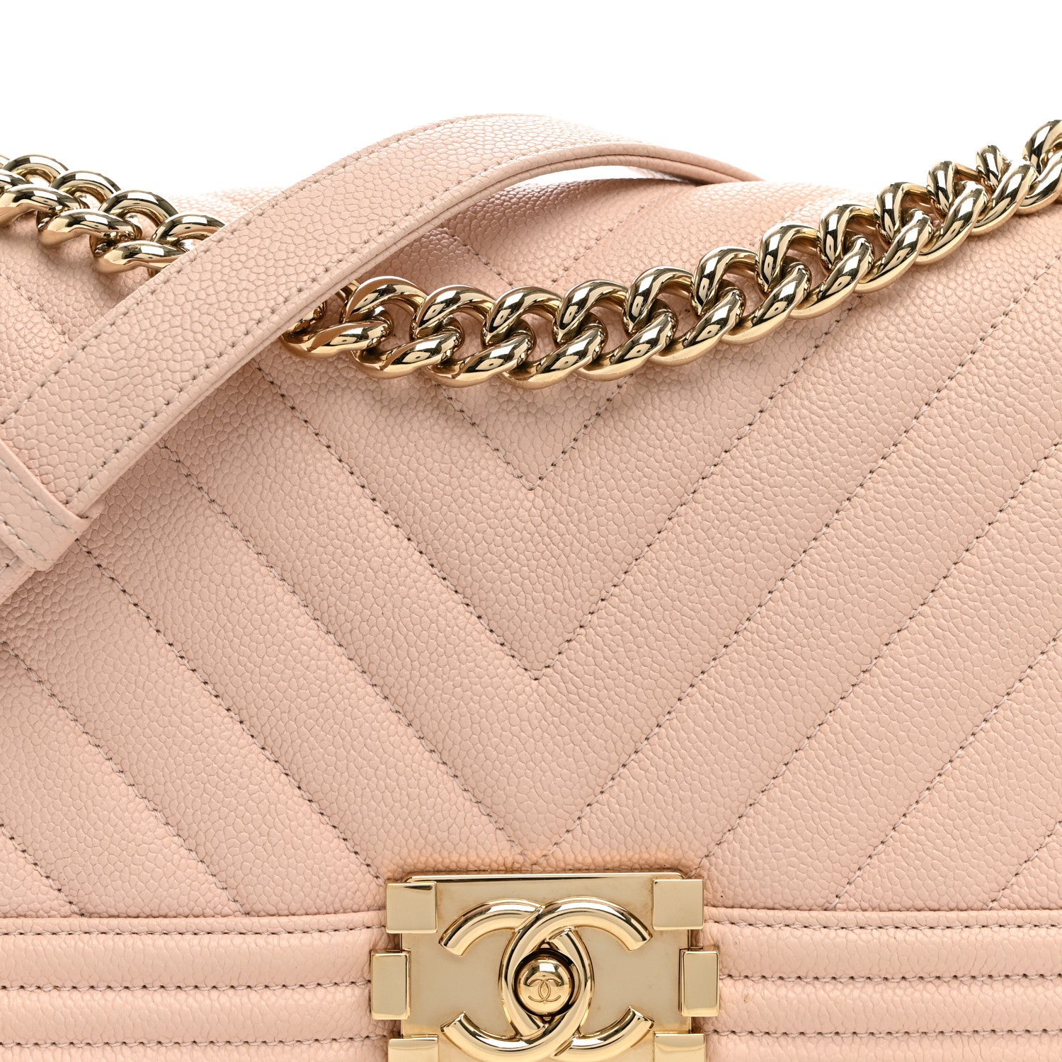 Caviar Chevron Quilted Medium Boy Flap Light Pink