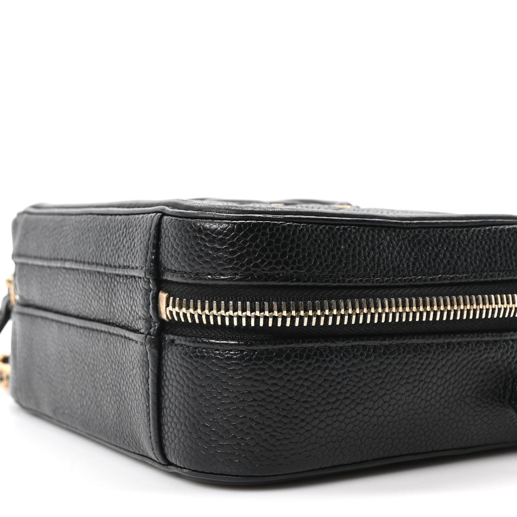 Caviar Quilted Small CC Filigree Vanity Case Black