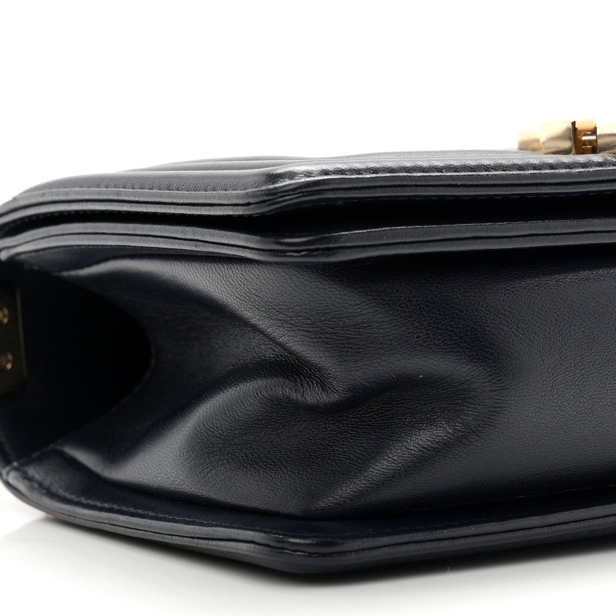 Lambskin Chain Quilted Small Boy Flap Navy
